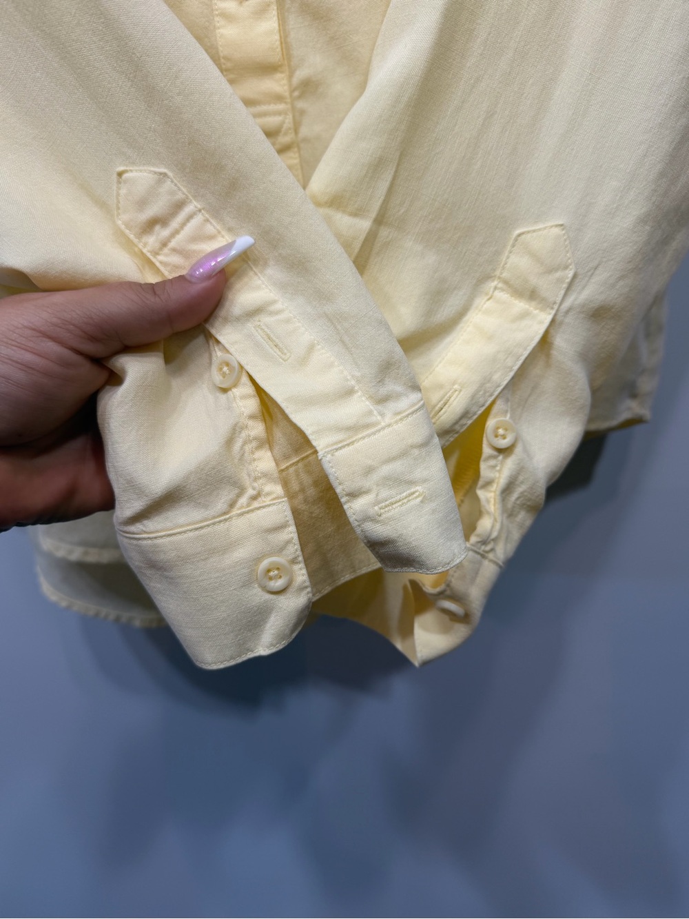 Side Stitch LA 100% Lyocell Button Front Roll Tab Blouse Yellow Size Medium - Picture 7 of 11